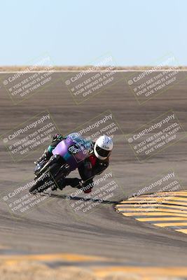 media/Jan-13-2024-SoCal Trackdays (Sat) [[9c032fe5aa]]/Bowl Exit Set 2 (1135am)/